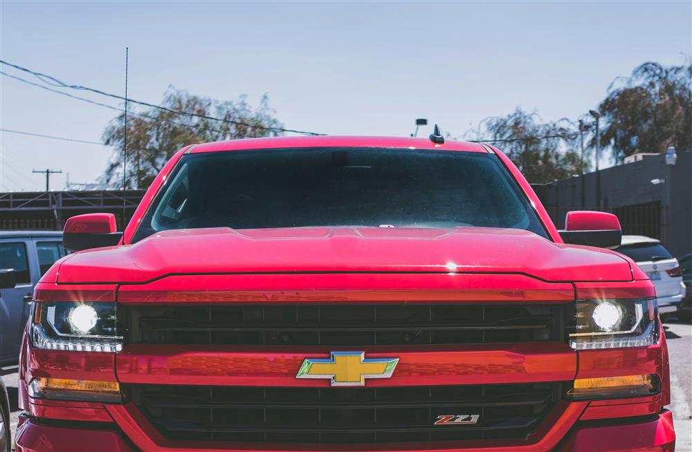 Used Chevy truck caps for sale in Waukesha