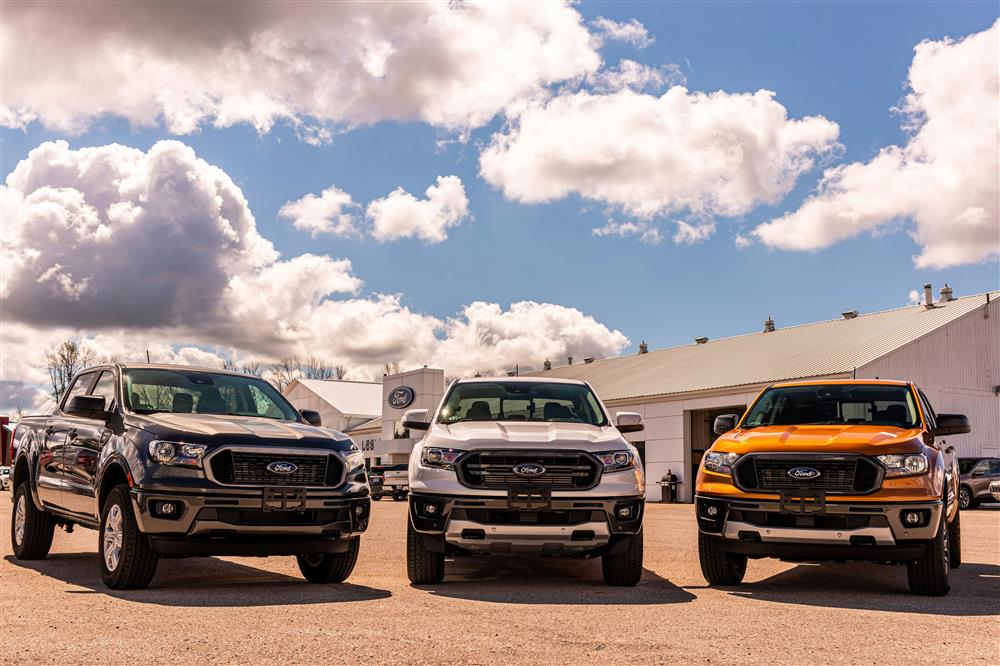 Used Ford truck caps for sale in Waukesha